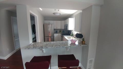 609 Field Ave, Plainfield, NJ 07060 photo 2