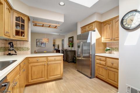 174 Spring Ridge Dr, Berkeley Heights, NJ 07922 photo 6