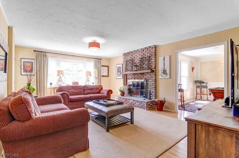 174 Spring Ridge Dr, Berkeley Heights, NJ 07922 photo 4