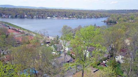 9 Seneca Trl, Wayne, NJ 07470 photo 4