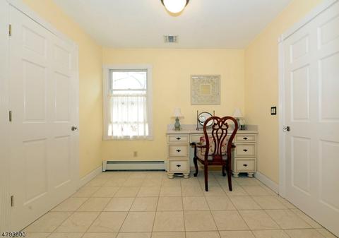 9 Seneca Trl, Wayne, NJ 07470 photo 19
