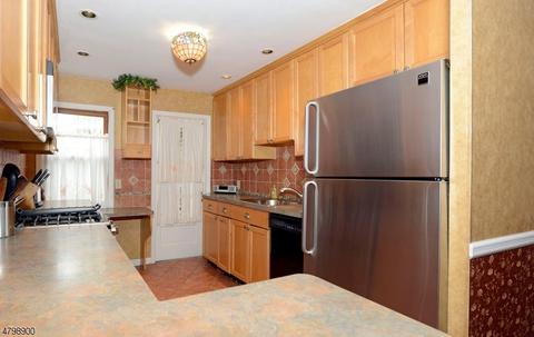 9 Seneca Trl, Wayne, NJ 07470 photo 10