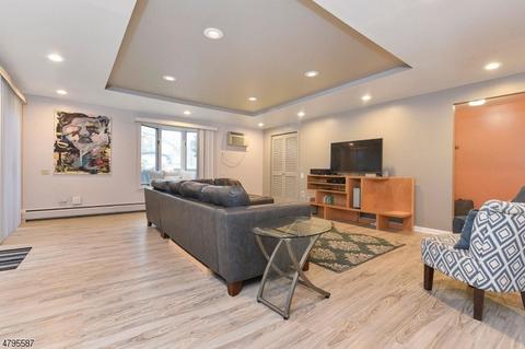 95 Joerg Ave, Nutley, NJ 07110 photo 13