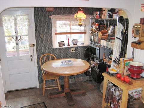 152 Ohlson Ave, Nutley, NJ 07110 photo 11