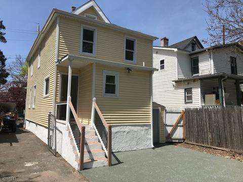 608 E 3rd St, Plainfield, NJ 07060 photo 12