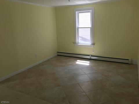 608 E 3rd St, Plainfield, NJ 07060 photo 16