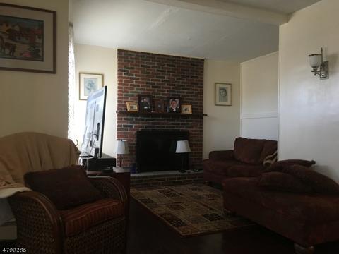 36 Kensington Ave, Dover, NJ 07801 photo 2