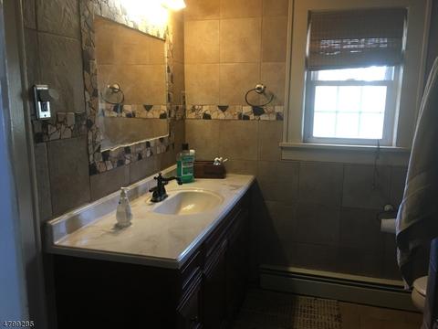 36 Kensington Ave, Dover, NJ 07801 photo 4