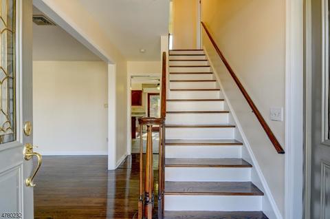 84 Overlook Ave, Wayne, NJ 07470 photo 2