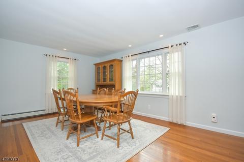 196 Ratzer Rd, Wayne, NJ 07470 photo 9