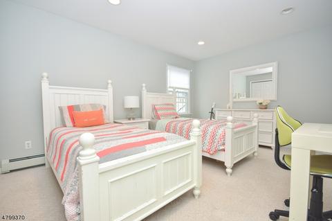 196 Ratzer Rd, Wayne, NJ 07470 photo 13