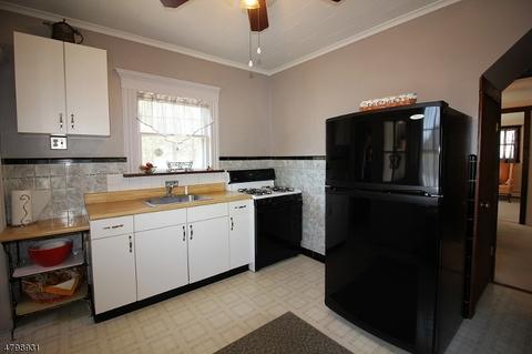 1018 Ringwood Ave, Haskell, NJ 07420 photo 9