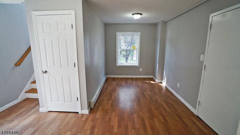 140 Clarendon Pl, Hackensack, NJ 07601 photo 9