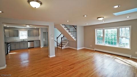 140 Clarendon Pl, Hackensack, NJ 07601 photo 2