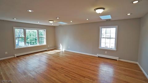 140 Clarendon Pl, Hackensack, NJ 07601 photo 12