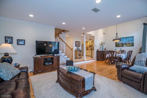 23 Black Briar Ln, Wayne, NJ 07470 photo 11