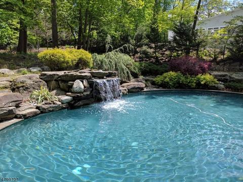 86 Ridgeview Ter, Wayne, NJ 07470 photo 3