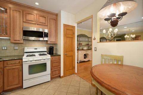 704 Park Pl, Springfield, NJ 07081 photo 7