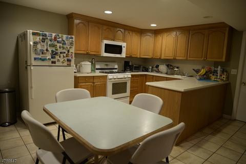 52 Greenrale Ave, Wayne, NJ 07470 photo 19