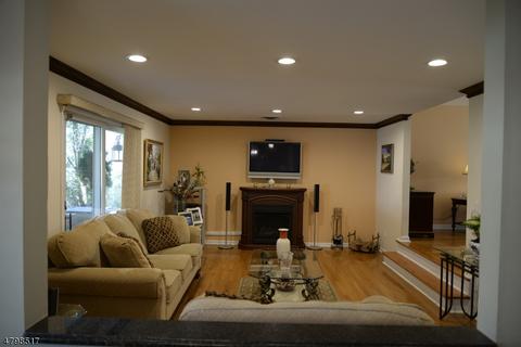 52 Greenrale Ave, Wayne, NJ 07470 photo 4