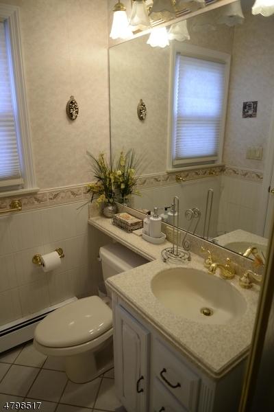 52 Greenrale Ave, Wayne, NJ 07470 photo 17
