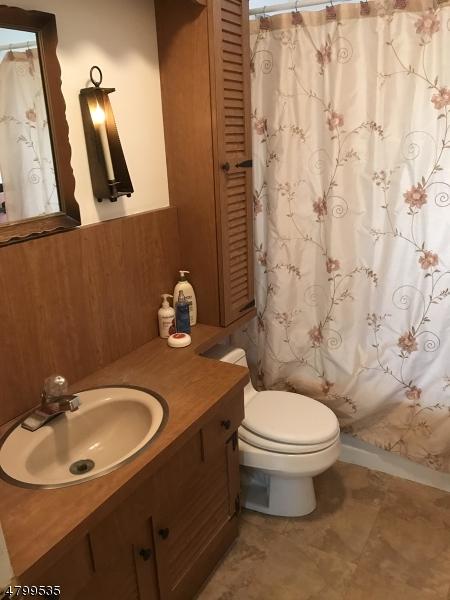 505 Clinton Ave, Middlesex, NJ 08846 photo 7