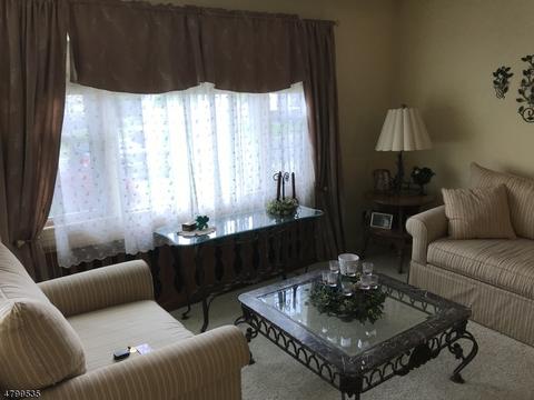 505 Clinton Ave, Middlesex, NJ 08846 photo 2