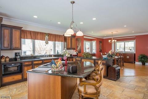 17 Willow Pl, Nutley, NJ 07110 photo 8