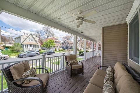 17 Willow Pl, Nutley, NJ 07110 photo 2