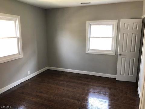 20 Bailey Ave, Hillside, NJ 07205 photo 5