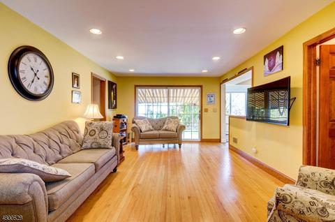 3 Ruskin Ct, Wayne, NJ 07470 photo 5