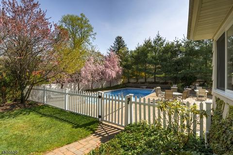 3 Ruskin Ct, Wayne, NJ 07470 photo 3