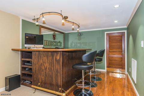 351 Janet Ave, Paramus, NJ 07652 photo 20