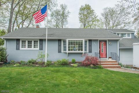 351 Janet Ave, Paramus, NJ 07652 photo 1