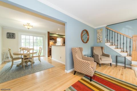 351 Janet Ave, Paramus, NJ 07652 photo 6