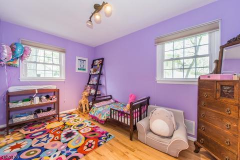 351 Janet Ave, Paramus, NJ 07652 photo 15