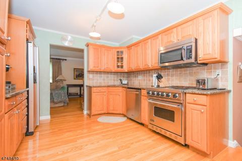 11 Apollo Dr, Wayne, NJ 07470 photo 4