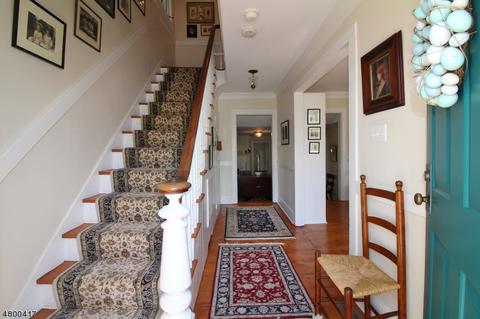 24 Spring St, Flemington, NJ 08822 photo 3