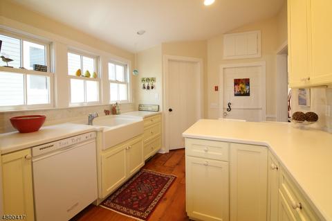 24 Spring St, Flemington, NJ 08822 photo 10
