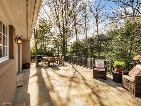 97 Colt Rd, Summit, NJ 07901 photo 24