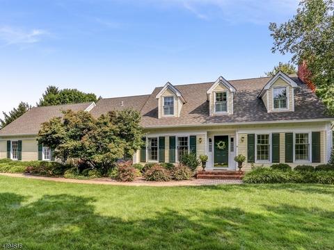 4 Sutton Ct, Mendham, NJ 07945 photo 1