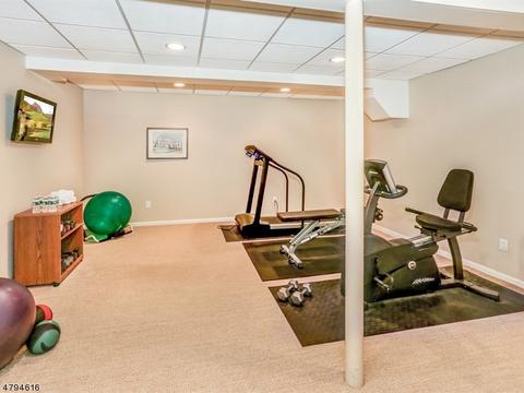4 Sutton Ct, Mendham, NJ 07945 photo 19