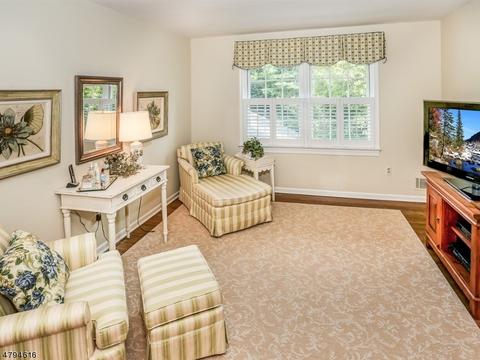 4 Sutton Ct, Mendham, NJ 07945 photo 13