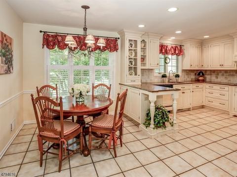 4 Sutton Ct, Mendham, NJ 07945 photo 8