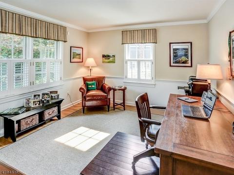 4 Sutton Ct, Mendham, NJ 07945 photo 11