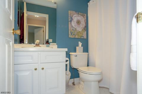 122 Carter Rd, Haskell, NJ 07420 photo 9