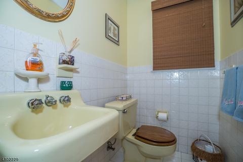 164 Andover Dr, Wayne, NJ 07470 photo 20