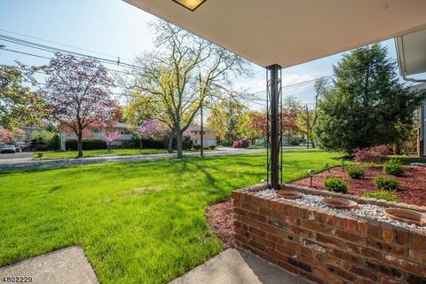 164 Andover Dr, Wayne, NJ 07470 photo 3