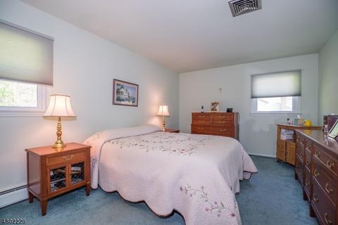 164 Andover Dr, Wayne, NJ 07470 photo 14