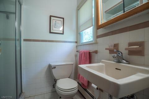 164 Andover Dr, Wayne, NJ 07470 photo 15